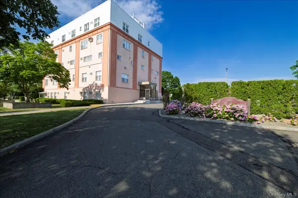 1861 Grand AVE #A2, Baldwin, NY 11510
