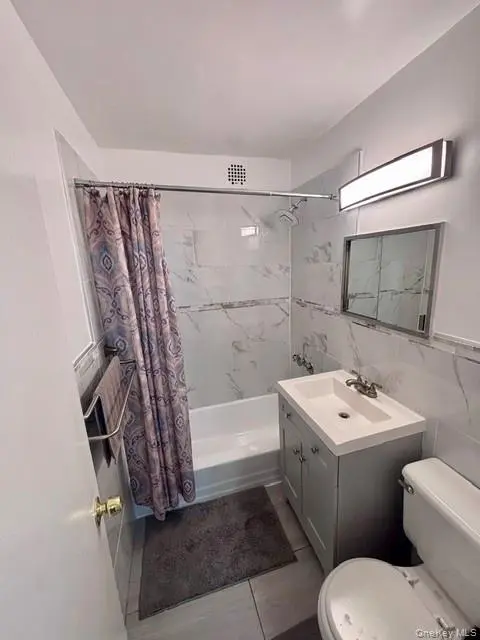 3363 Sedgwick AVE #5L, Bronx, NY 10463