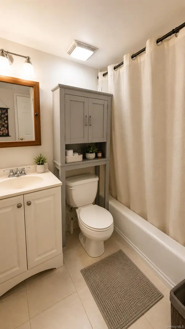 18016 Wexford TER #2B, Jamaica Estates, NY 11432