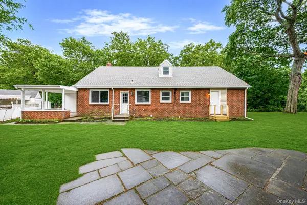 970 Hillman ST, West Hempstead, NY 11552