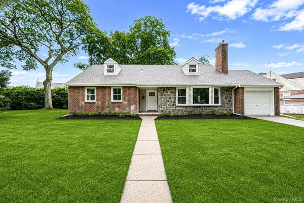 970 Hillman ST, West Hempstead, NY 11552