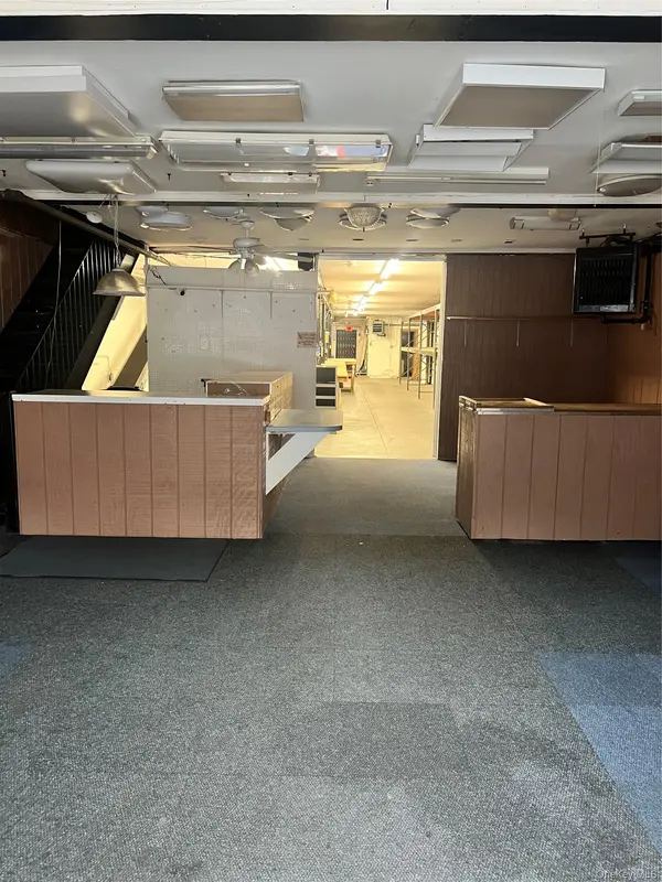 253 S Broadway #1st Floor & 2nd Floor, Yonkers, NY 10705