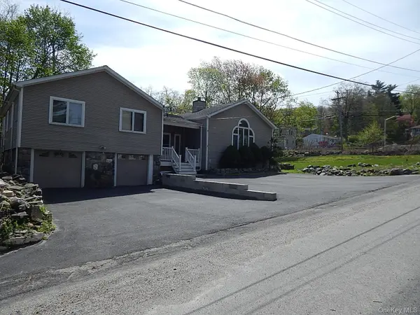 16 Kenton RD, Patterson, NY 12563