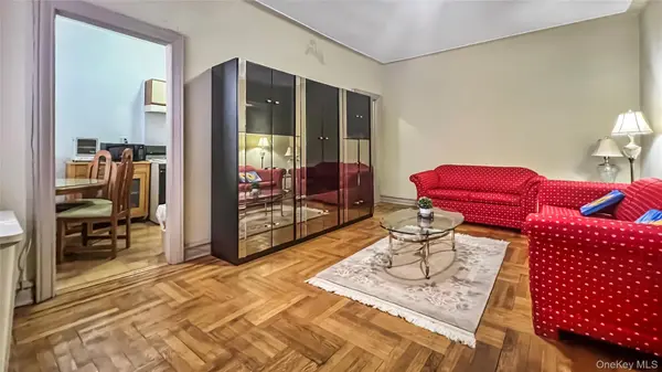 37-20 81st #5G, Jackson Heights, NY 11372