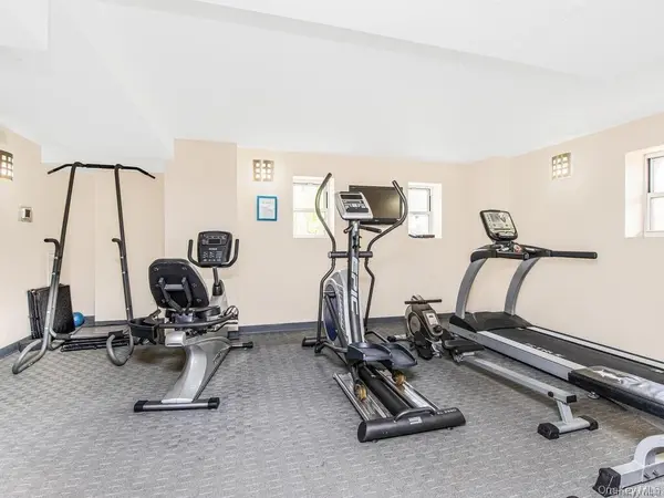2287 Johnson AVE #6C, Bronx, NY 10463