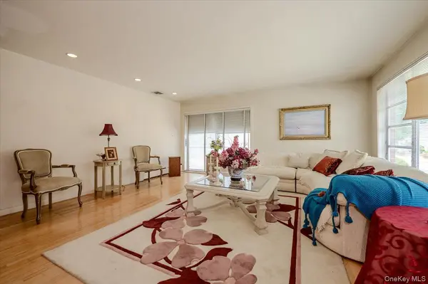 2539 Woodhull AVE, Bronx, NY 10469
