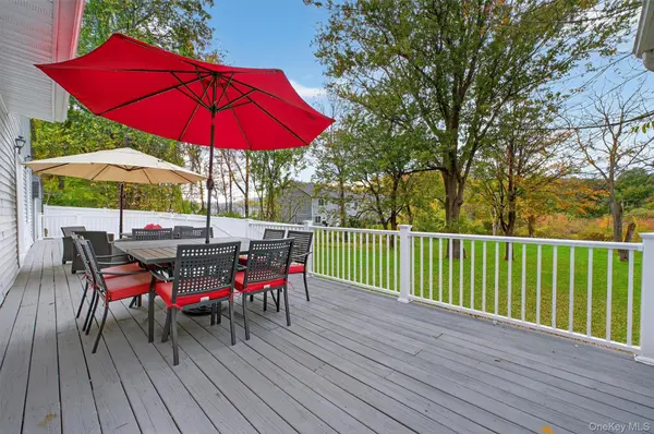 333 Canoe Hill RD, Saugerties, NY 12477
