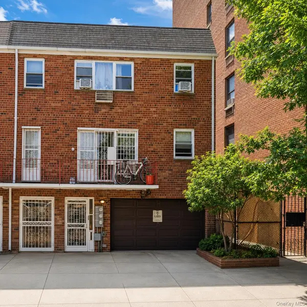 4212 Judge ST, Elmhurst, NY 11373