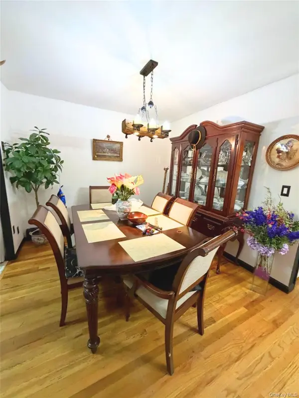 4212 Judge ST, Elmhurst, NY 11373