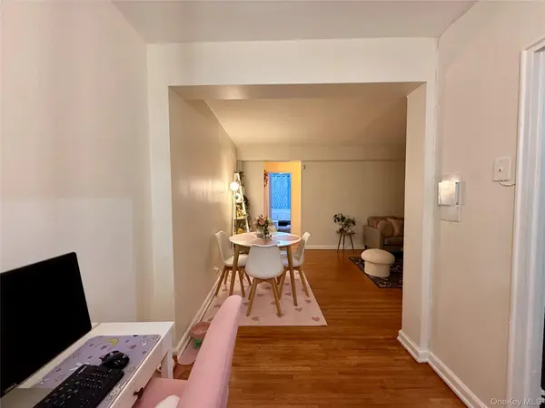 112-25 34th AVE #5B, Corona, NY 11368