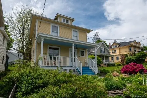 957 Columbia ST, Hudson, NY 12534