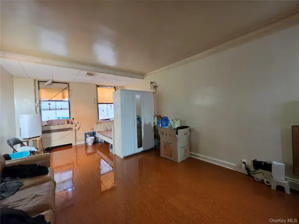 43-55 Kissena BLVD #1H, Flushing, NY 11355