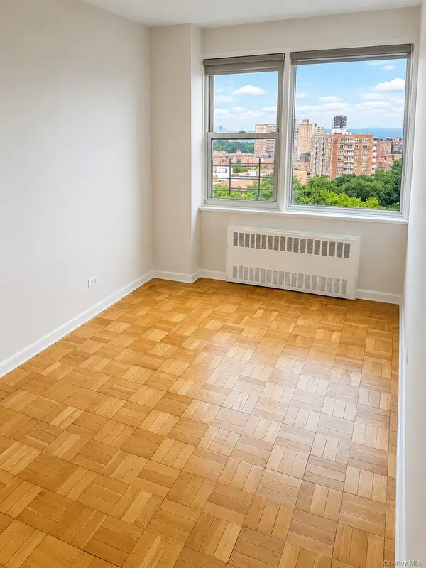 4525 Henry Hudson Pkwy #1202, Bronx, NY 10471