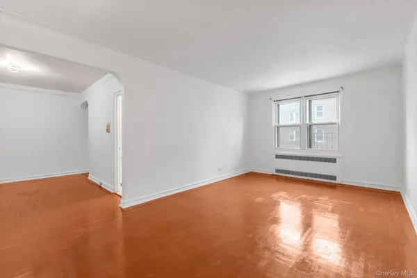 96-11 65 RD #305, Rego Park, NY 11374
