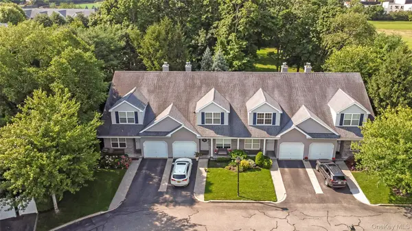 149 Maya CIR, Central Islip, NY 11722
