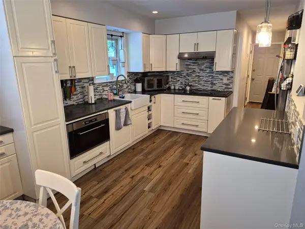 1128 N Ocean AVE, Medford, NY 11763
