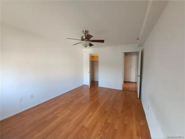 15 Greenridge AVE #8, White Plains, NY 10605