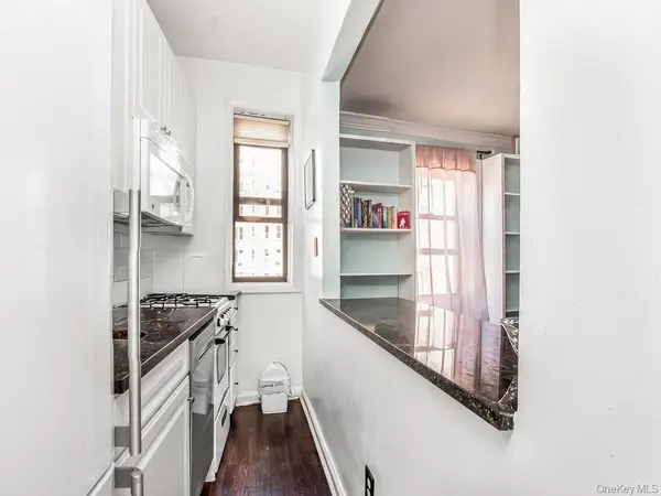 3875 Waldo AVE #9R, Bronx, NY 10463