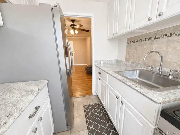 2 Fisher DR #618, Mount Vernon, NY 10552
