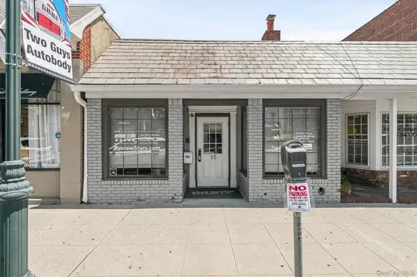 95 Rockaway AVE, Valley Stream, NY 11580