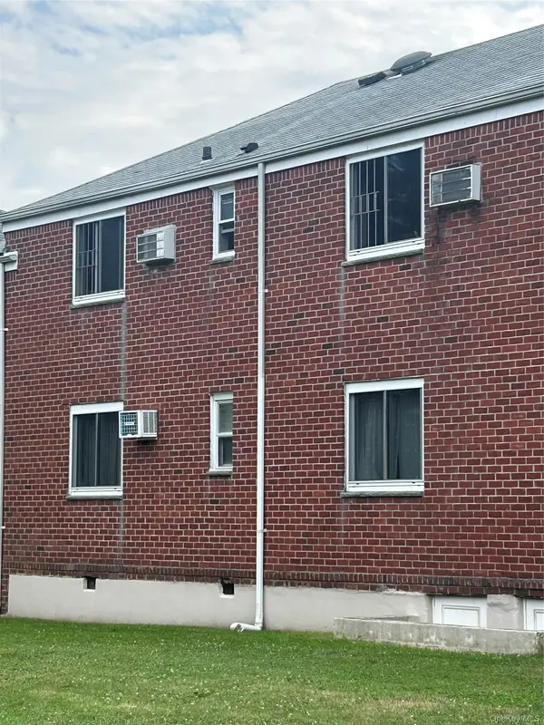 72-75 Little Neck Parkway #G-2, Glen Oaks, NY 11004