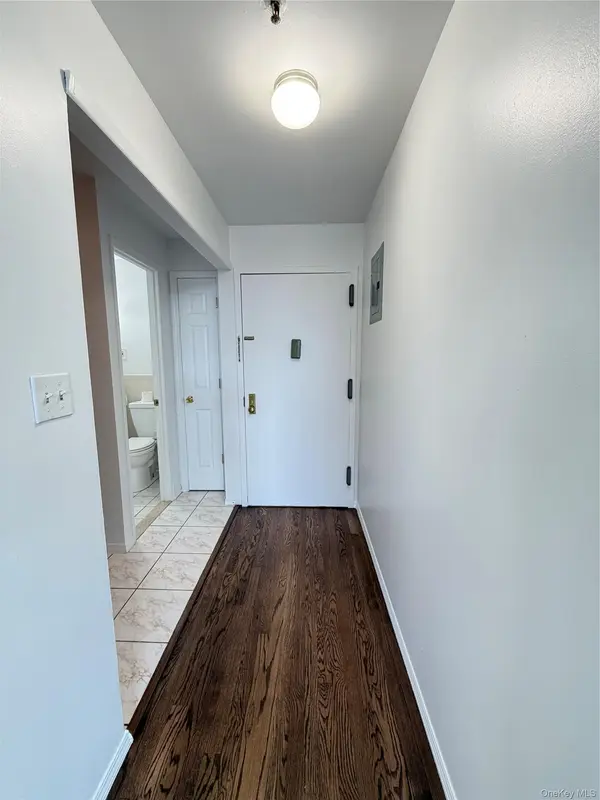 10804 35th AVE #3L, Corona, NY 11368