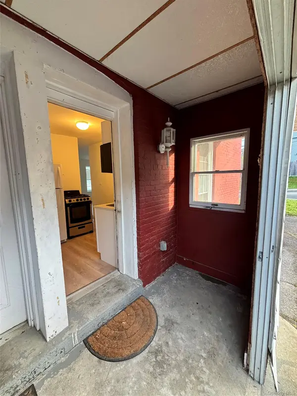 28 Davis ST #1, Beacon, NY 12508