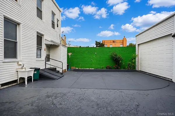 6340 60th PL, Ridgewood, NY 11385