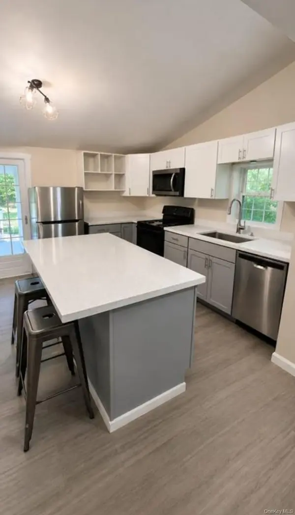 2821 State Route 207, Campbell Hall, NY 10916