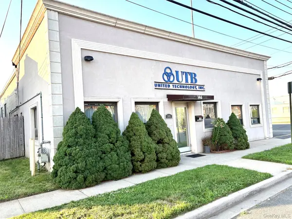 146 E 2nd ST, Mineola, NY 11501