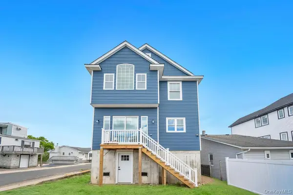 10 8th AVE, East Rockaway, NY 11518