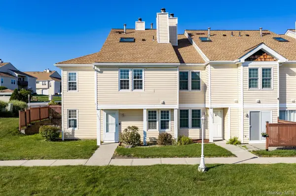 2604 Whispering HLS, Chester, NY 10918