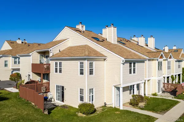 2604 Whispering HLS, Chester, NY 10918