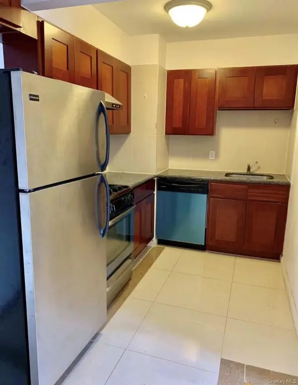 37-20 Prince ST #11A, Flushing, NY 11354