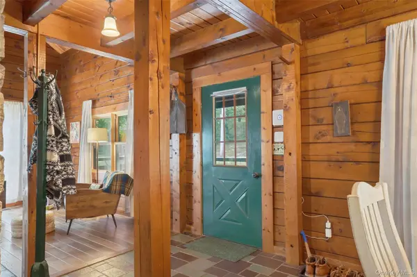 905 Pine Kill RD, Wurtsboro, NY 12790