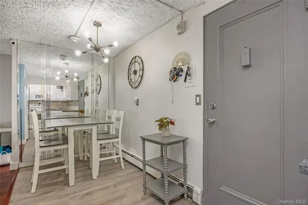 222 Smith ST #1B, Freeport, NY 11520