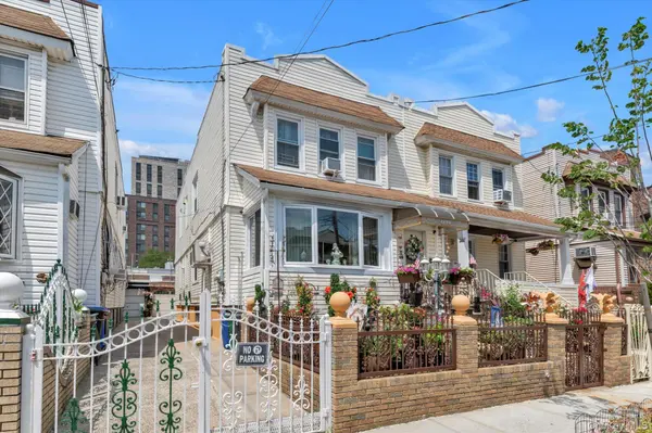 152 Pine ST, Brooklyn, NY 11208