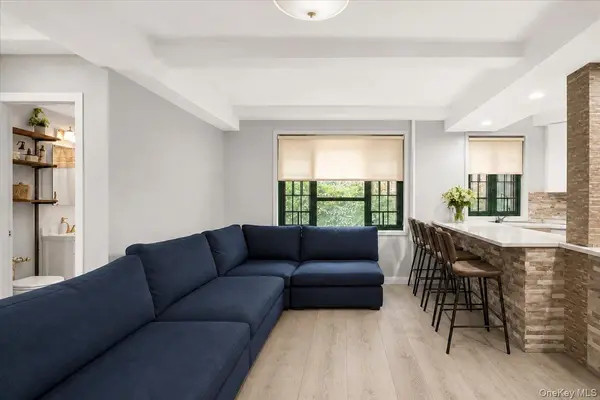 2160 E Tremont AVE #3B, Bronx, NY 10462