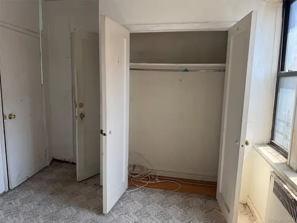 170-40 Highland AVE #401, Jamaica Estates, NY 11432