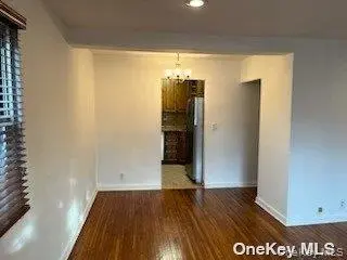 1069 Fenwood DR #1, Valley Stream, NY 11580