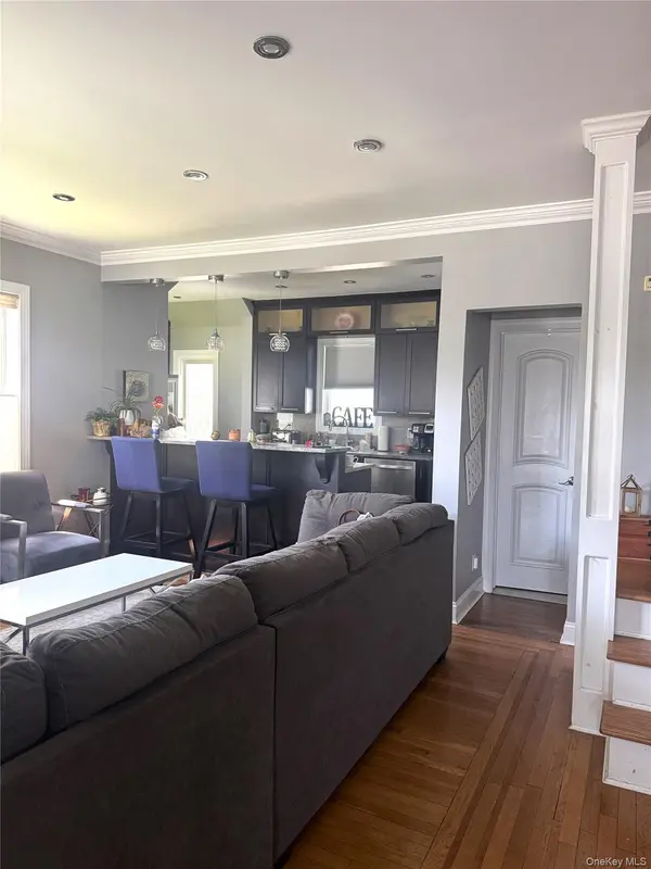 238 Laclede AVE, Uniondale, NY 11553