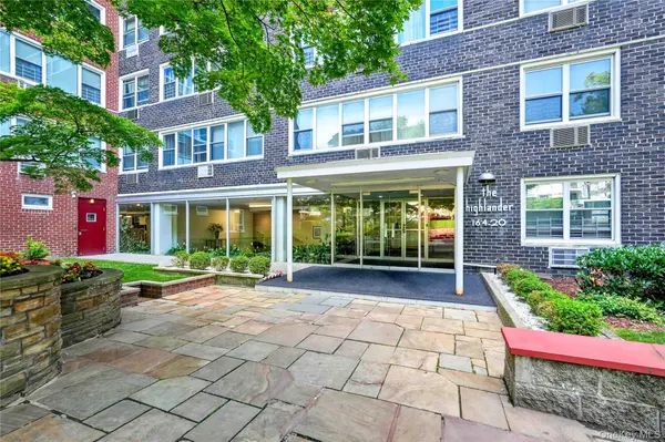 164-20 Highland AVE #5S, Jamaica, NY 11432