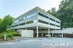 233 E Shore RD #204, Great Neck, NY 11023