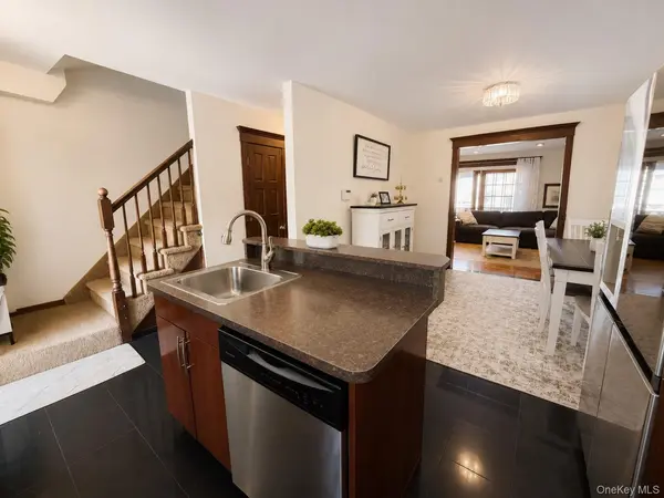 1626 Bayview AVE, Bronx, NY 10465