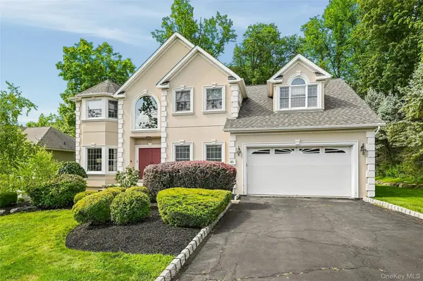 48 Greenwich AVE, Central Valley, NY 10917