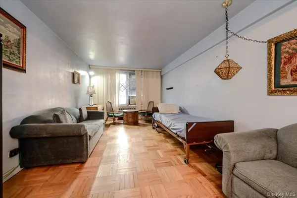 33-44 93rd ST #1-P, Jackson Heights, NY 11372