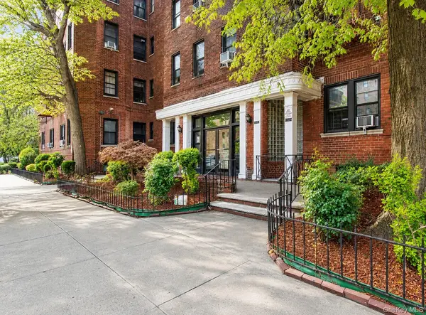 10010 67th RD #6C, Forest Hills, NY 11375