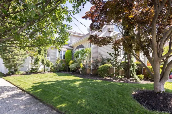 714 Wyckoff AVE, Bellmore, NY 11710