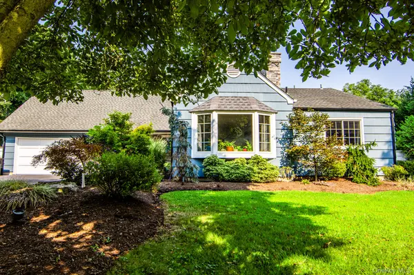 23 Wheeler PL, West Nyack, NY 10994