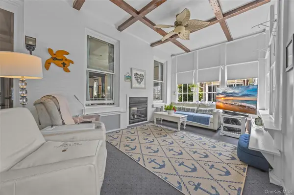 190 Beach 137th ST, Belle Harbor, NY 11694